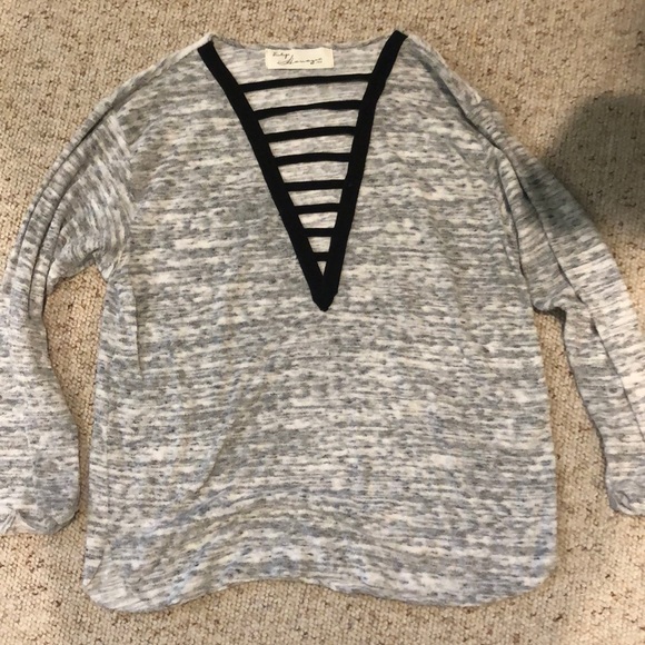 Vintage Havana Tops - Vintage Havana long sleeve with cuts down middle